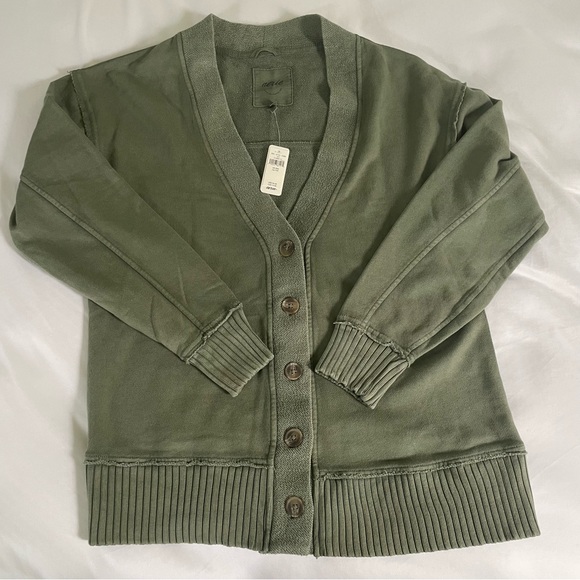 NWT Aerie Fleece Button Cardigan Sweatshirt Olive Fun Green Casual Oversized 17 - Picture 3 of 7